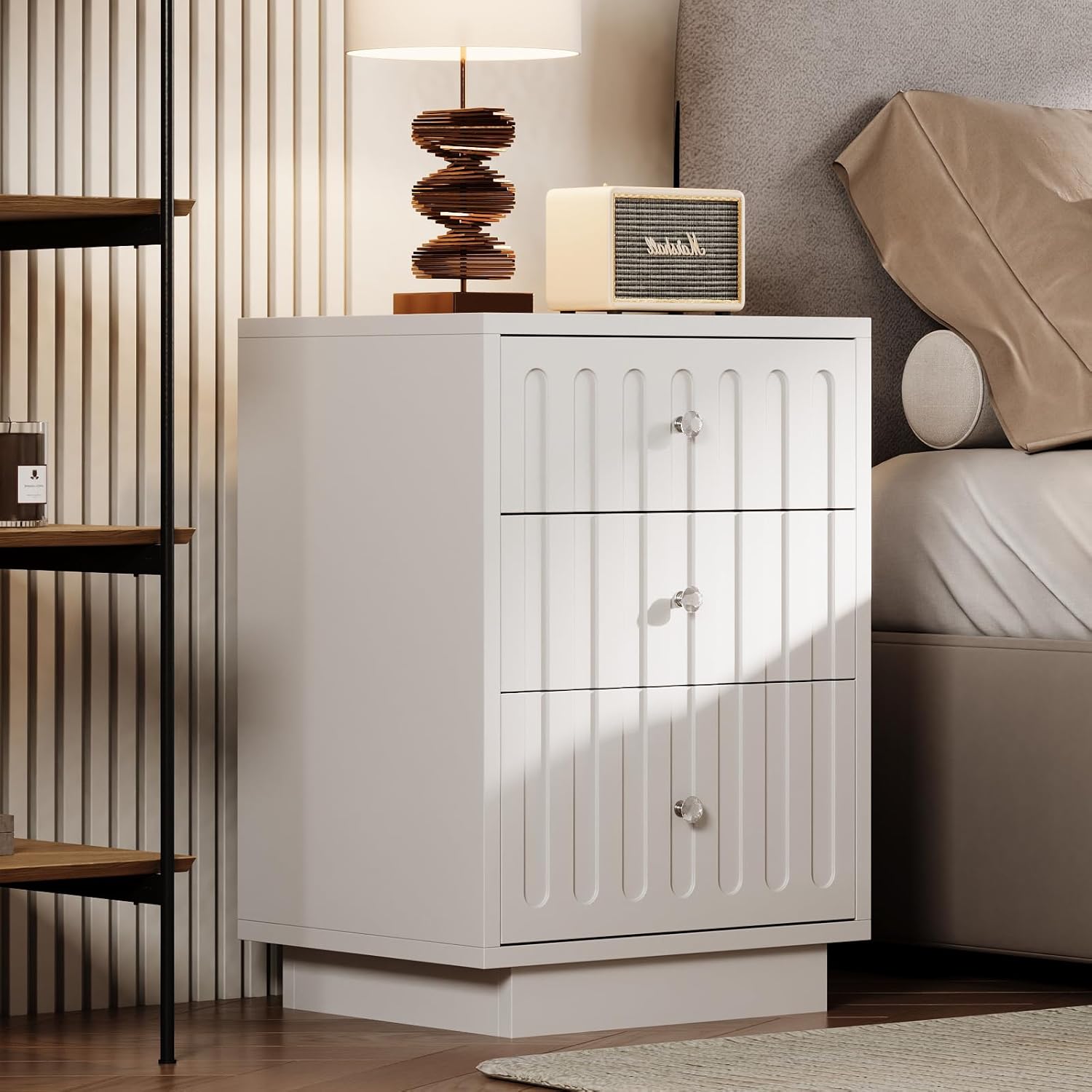 LIKEMET 26.3" 3 Drawers Nightstand